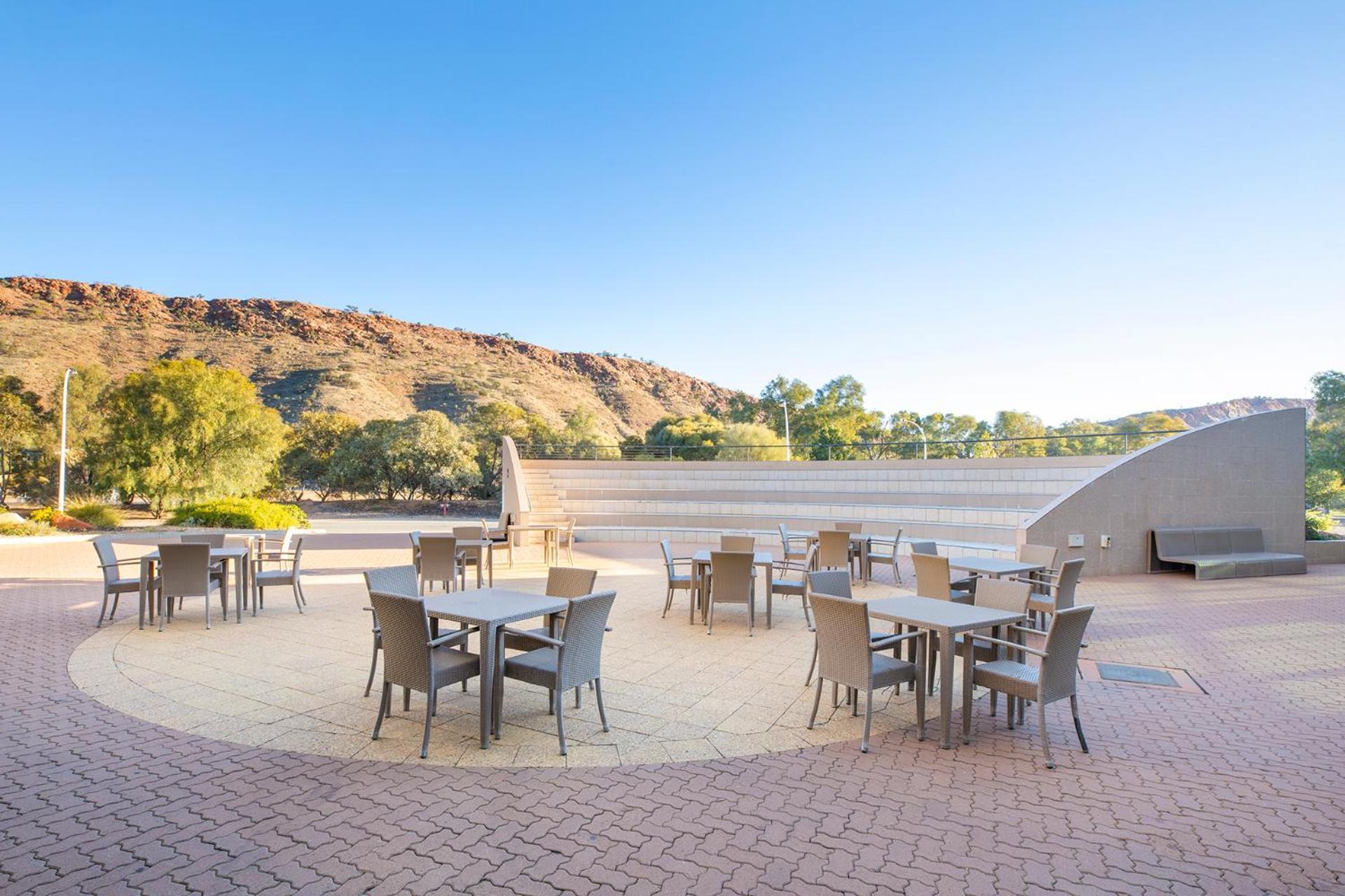 Crowne Plaza Alice Springs Lasseters, An Ihg Hotel Exterior foto