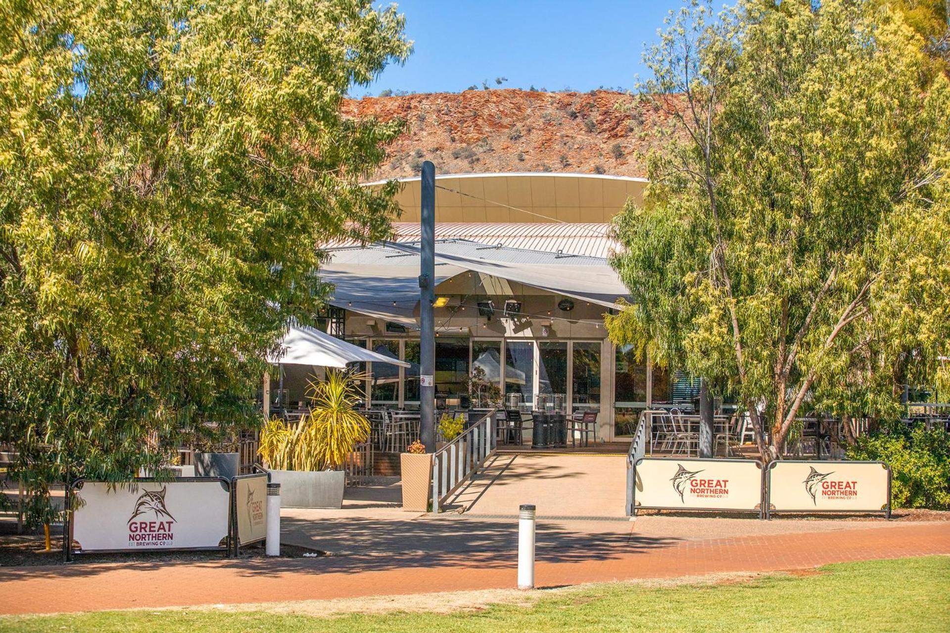 Crowne Plaza Alice Springs Lasseters, An Ihg Hotel Exterior foto